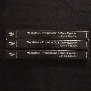 Younique dip & draw liquid eyeliner